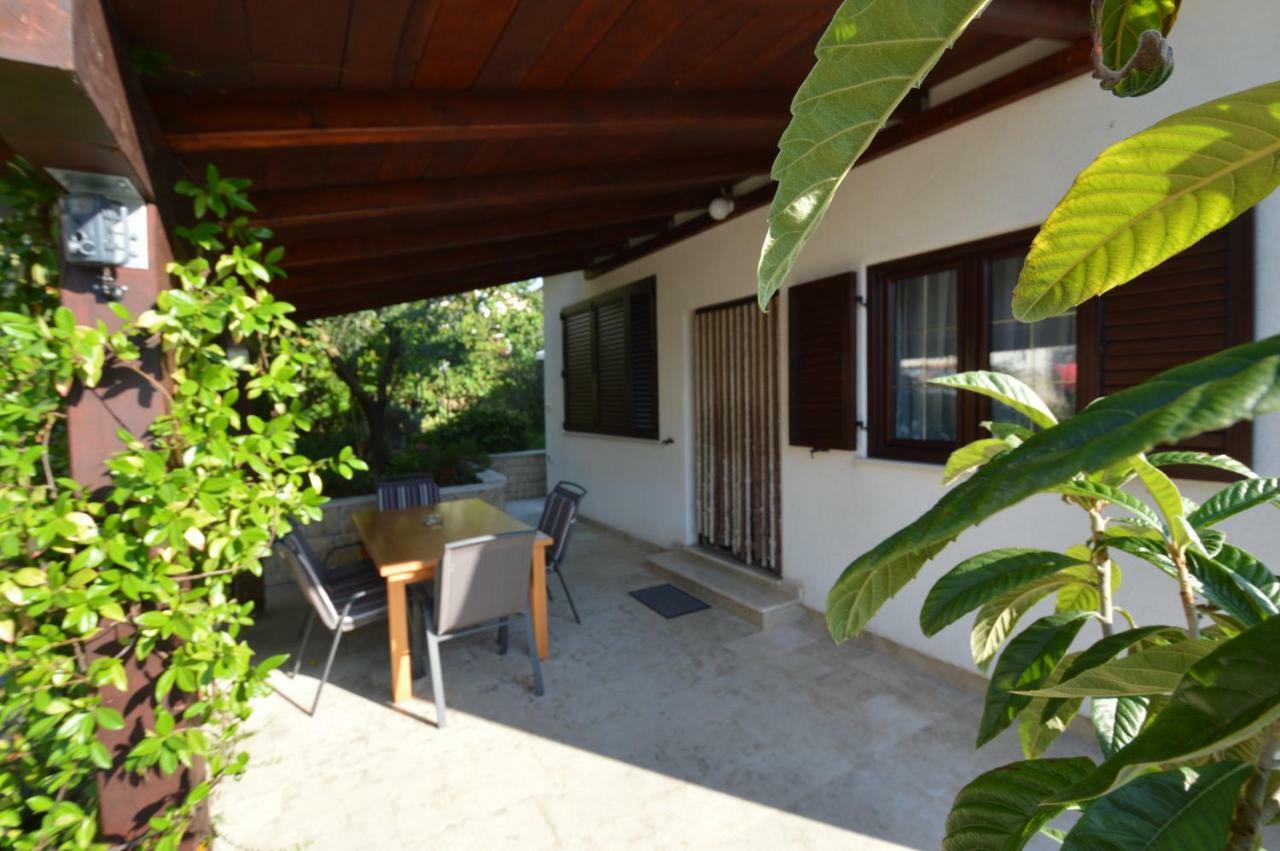 Apartment "Monte" Pula Bagian luar foto