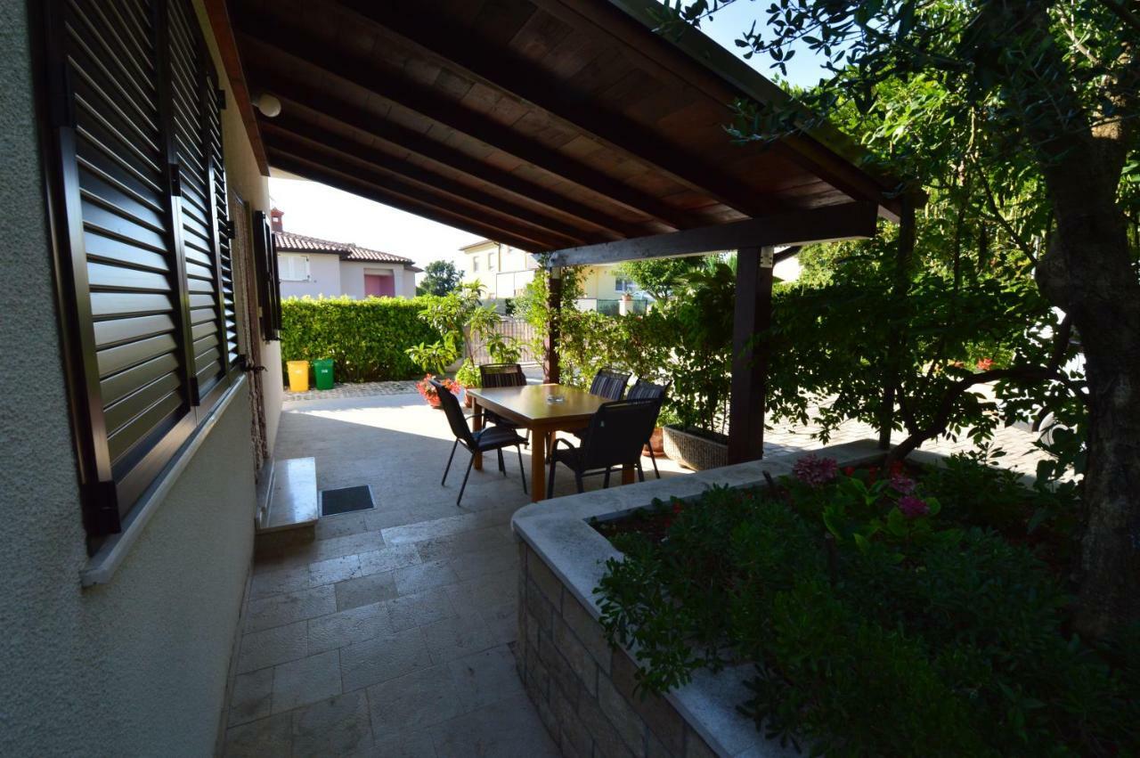Apartment "Monte" Pula Bagian luar foto